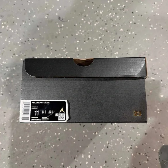 Air Jordan 1 Mid SE ‘Heat Reactive - Color Change’